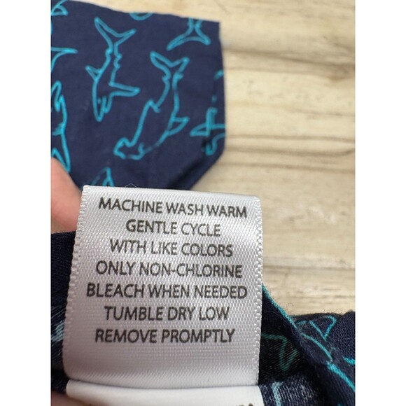 Peanut & Ollie Boys Short Sleeve Shark-Print Shirt Button Down Size: 6/9 M - Picture 5 of 8